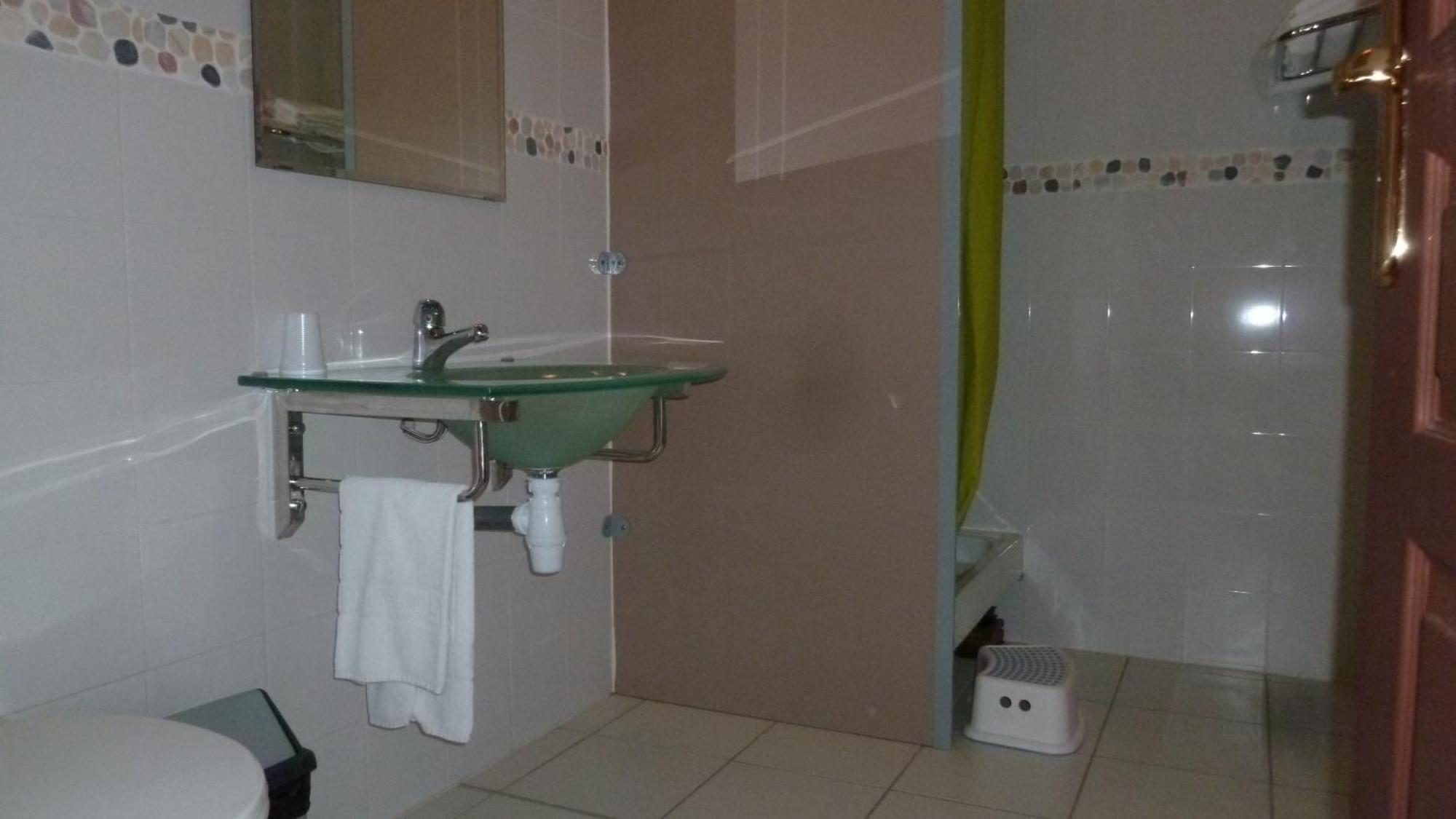 Appart hôtel Bungalows&rooms - Gît'ôstal Carcassonne